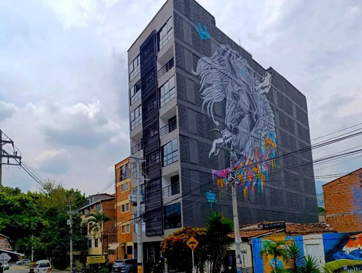 Modern Loft-Style Apartment With 500Mg Wifi Medellin